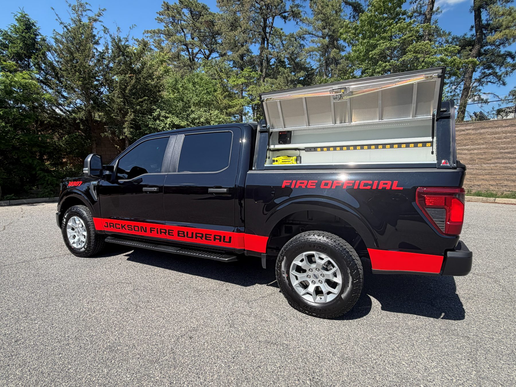 Ford F-150 - Jackson Fire Bureau Fire Official photo 13